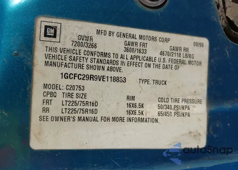 1997 Chevrolet C2500 Fleetside z USA, uszkodzony, nr VIN 1GCFC29R9VE118833